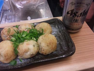 じゃんぼたこ焼き　たこぜん　たこ焼きとスーパードライ.JPG