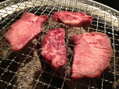 ひよりや 炭火焼.jpg