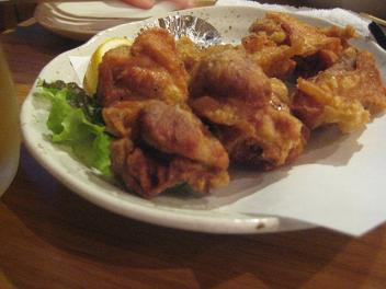 伊丹グルメ　鳥芳トリッキー　唐揚げ.jpg